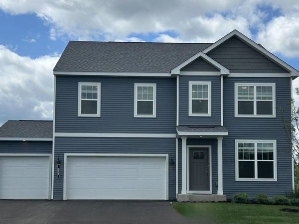 425 James Parkway , Elko New Market, MN 55054