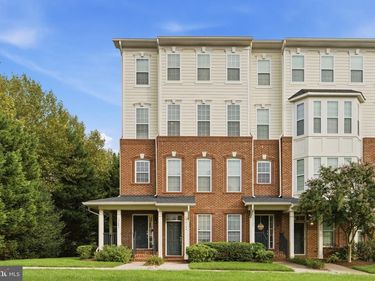 19201 WINMEADE DRIVE, LEESBURG, VA 20176