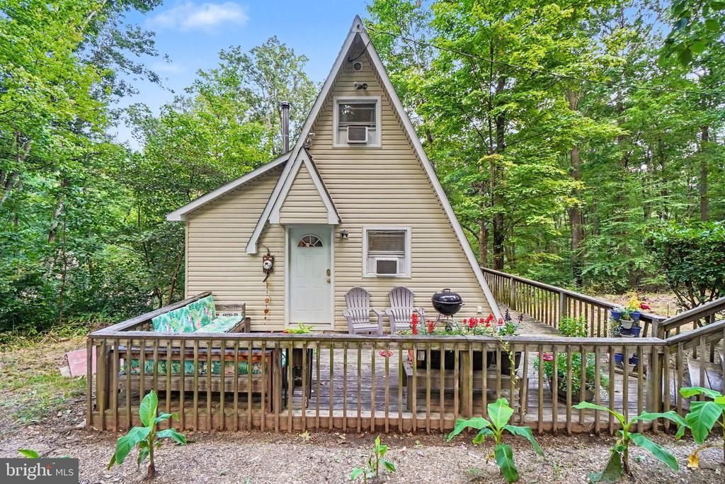 17695 CUMBERLAND HIGHWAY, NEWBURG, PA 17240
