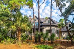 9 Blue Heron Pond Road photo 4