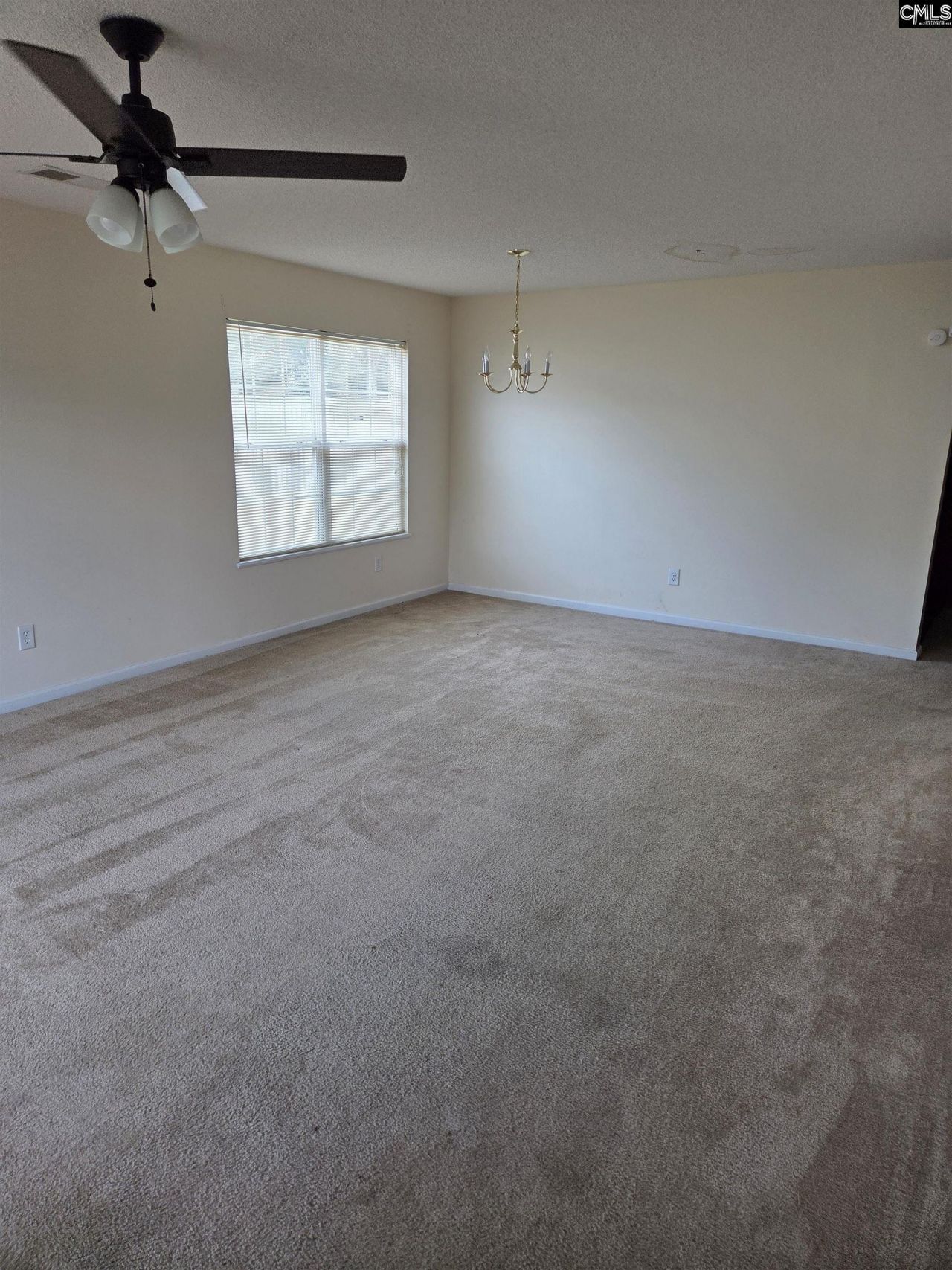220 Appletree Lane Photo 12