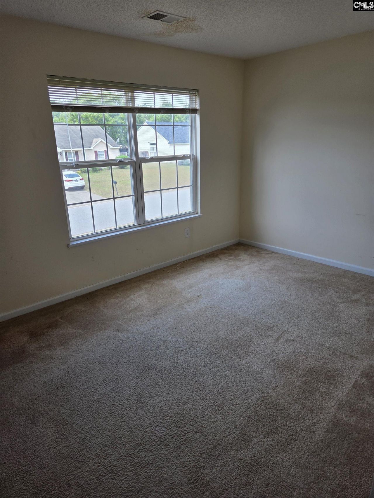 220 Appletree Lane Photo 24