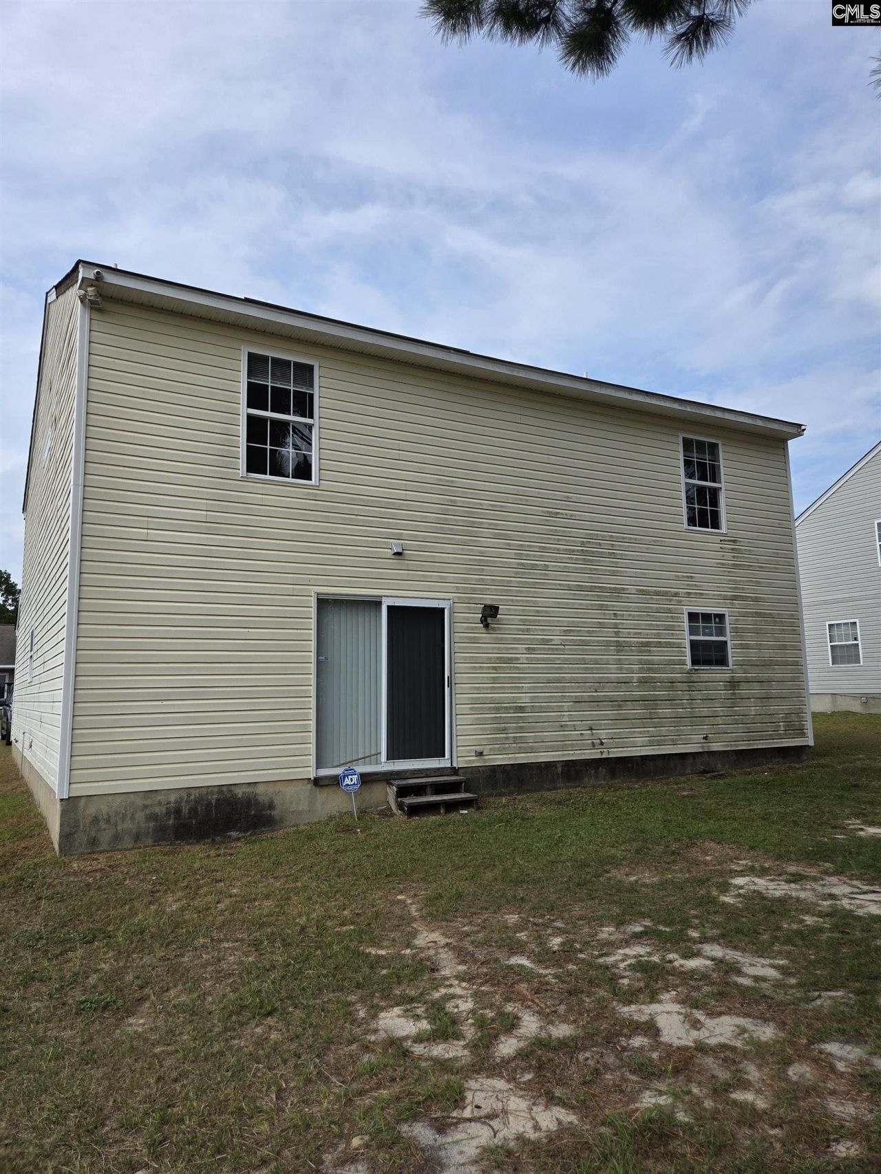 220 Appletree Lane Photo 5
