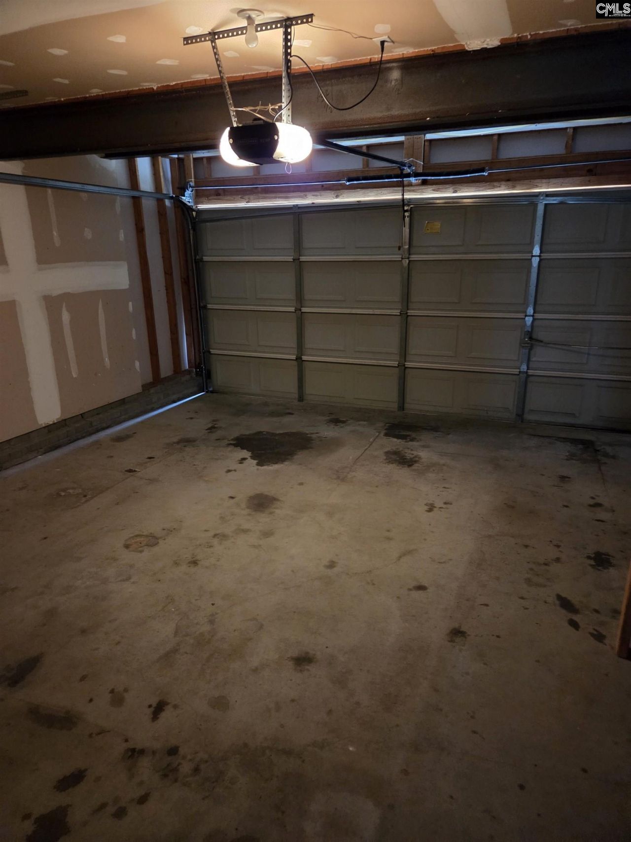 220 Appletree Lane Photo 50