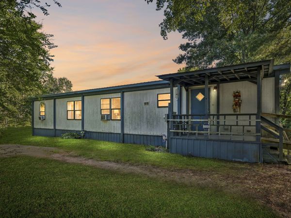 11585 Bakerville Rd , Waverly, TN 37185