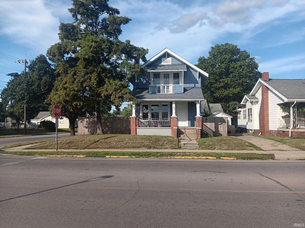 1502 Main Street, Vincennes, IN 47591