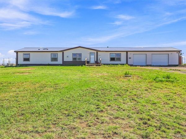 2670 S County Road 193 , Byers, CO 80103