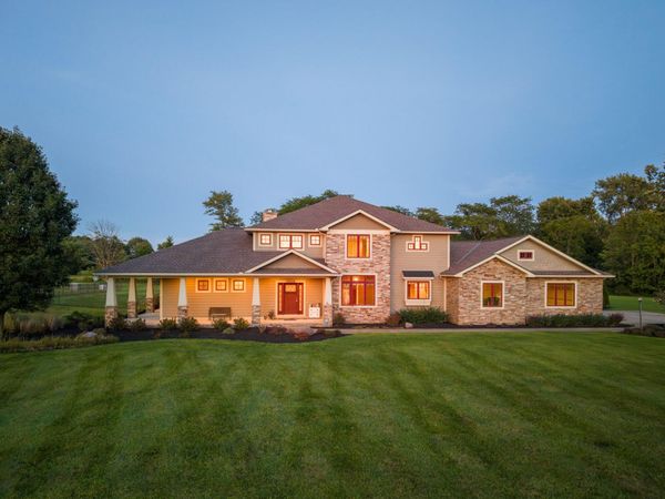 2844 Barnes Road , Centerburg, OH 43011