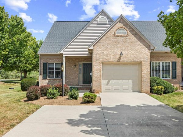 157 BRYANT DR, WAYNESBORO, VA 22980