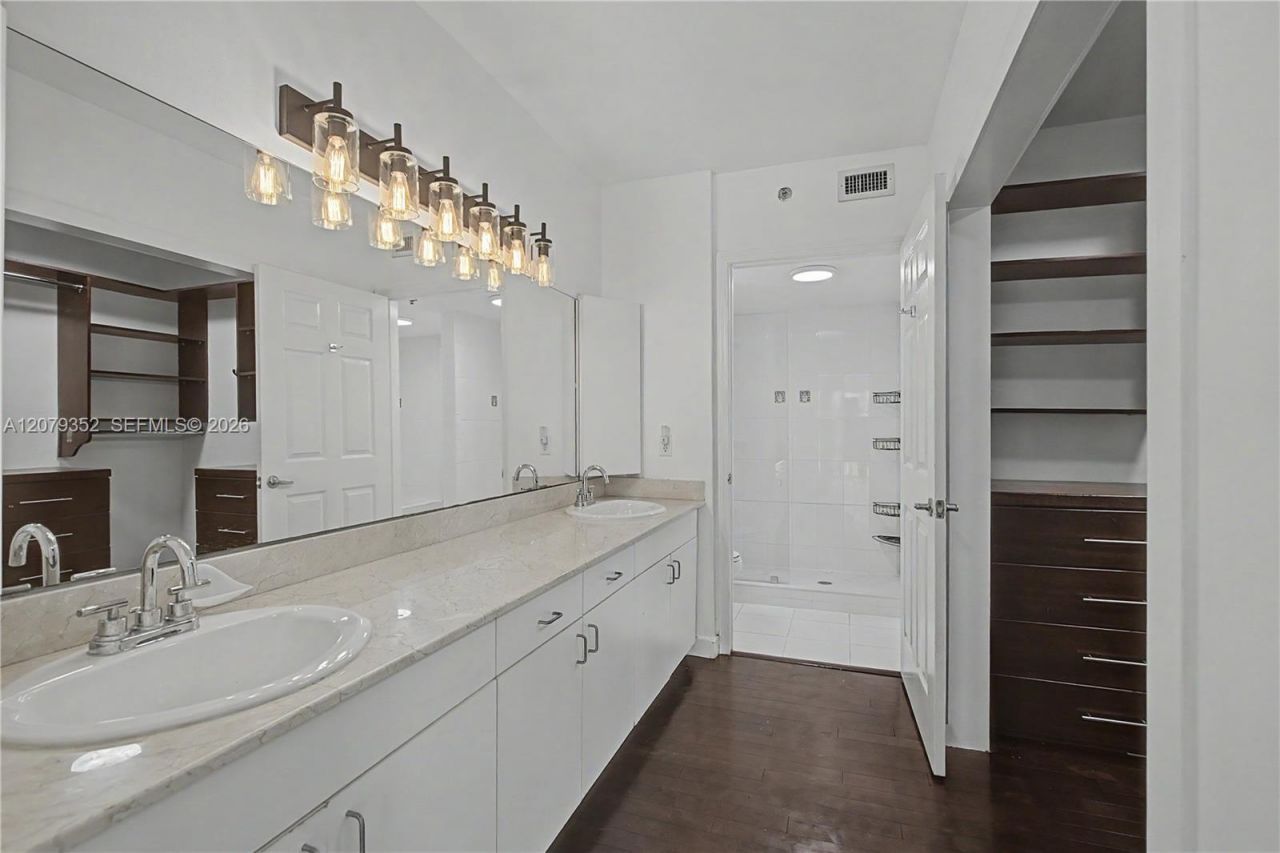 8888 Collins Ave , Unit 115, Surfside, FL 33154 Photo