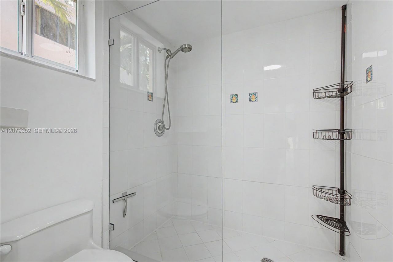 8888 Collins Ave , Unit 115, Surfside, FL 33154 Photo
