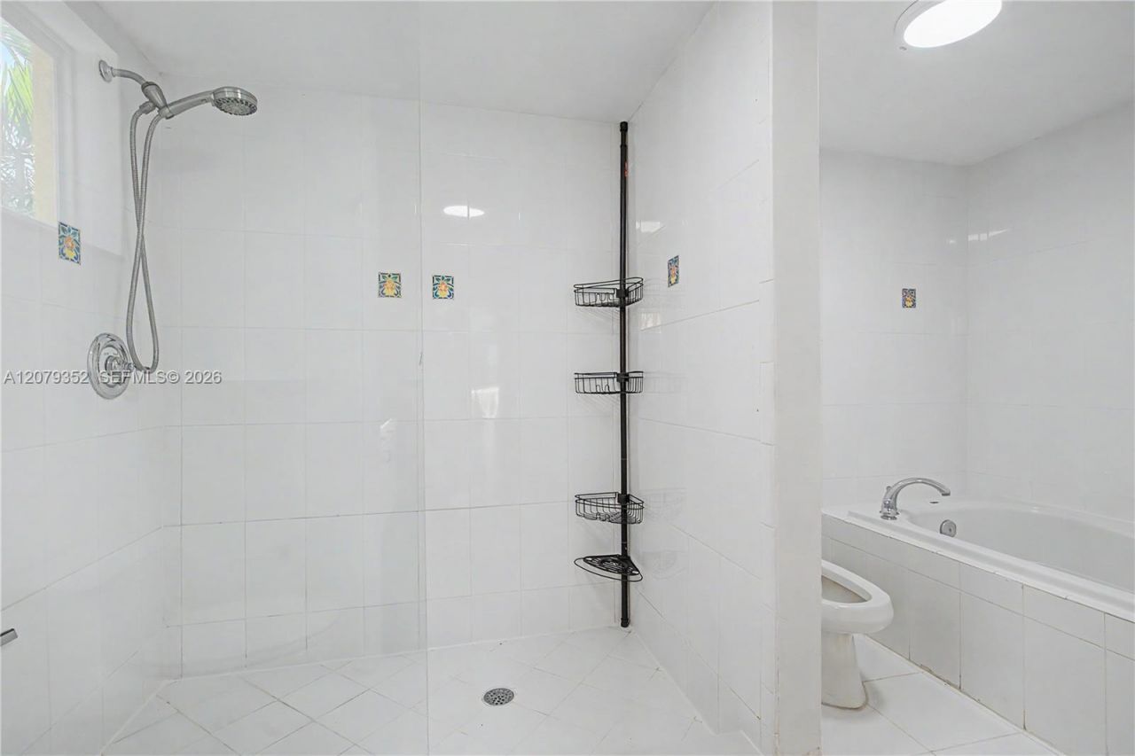 8888 Collins Ave , Unit 115, Surfside, FL 33154 Photo