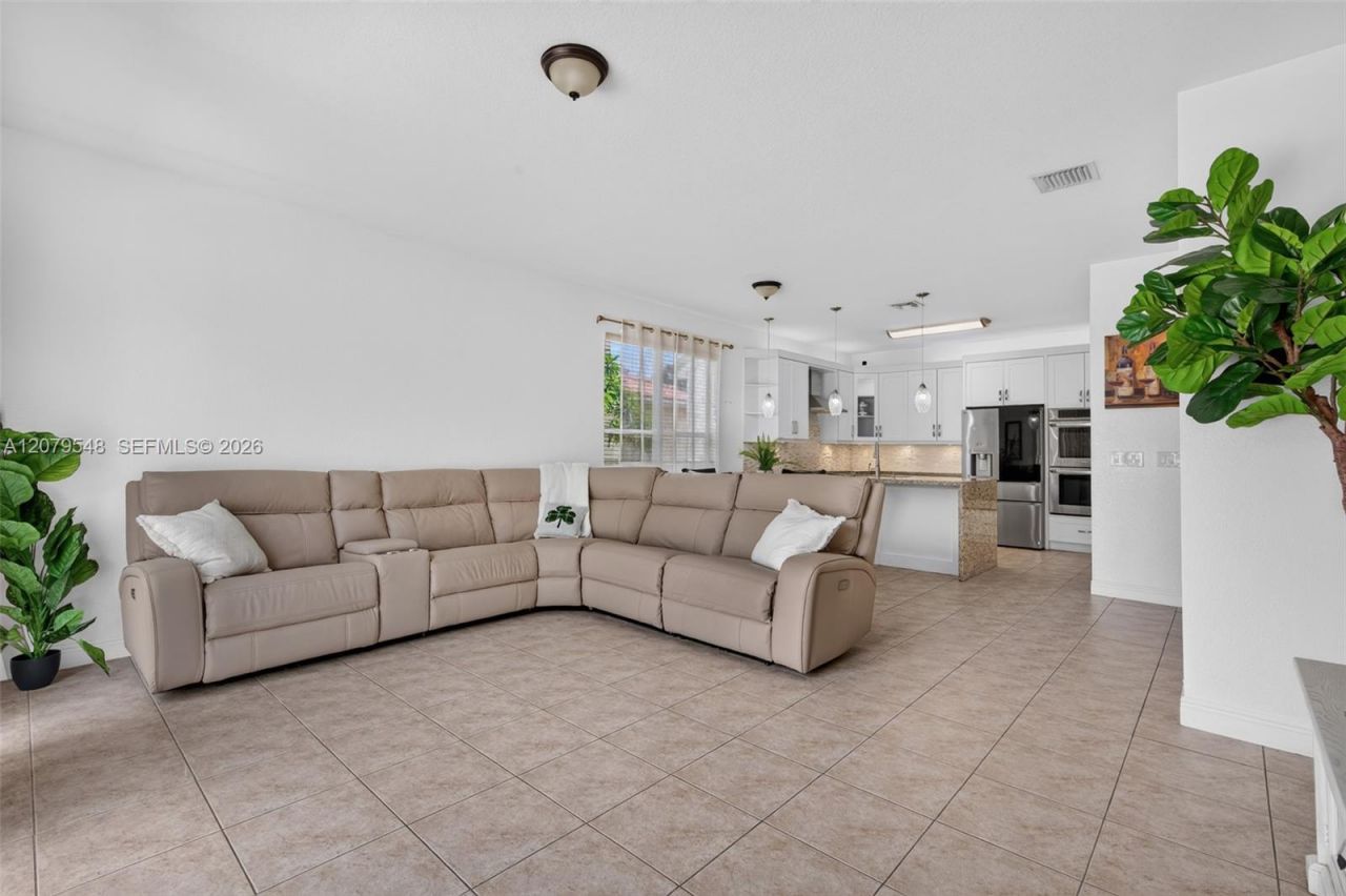 18051 SW 41st St, Miramar, FL 33029 Photo
