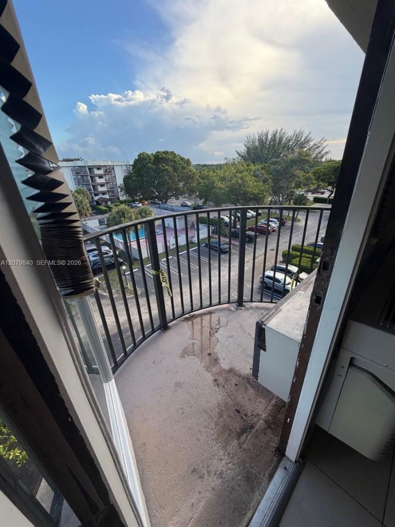 2771 Riverside Dr , Unit 503-A, Coral Springs, FL 33065 Photo