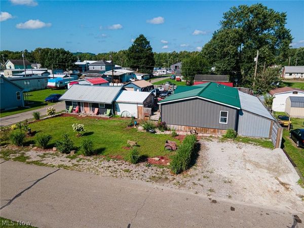 2577 S 7th Street , Coshocton, OH 43812