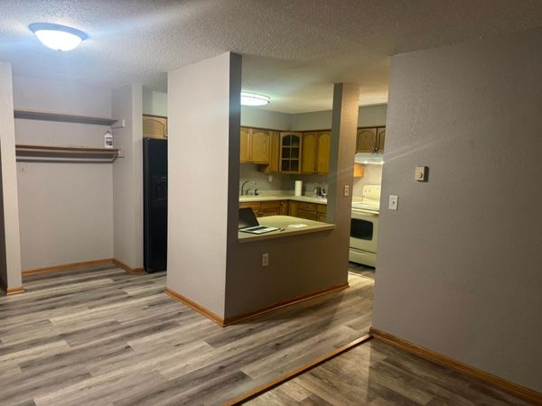 221 Grand Avenue W, Unit 306, South Saint Paul, MN 55075