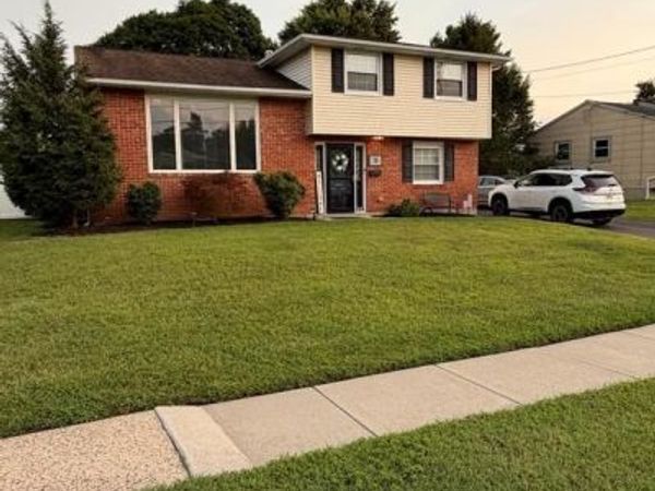 413 ARGYLE ROAD, TURNERSVILLE, NJ 08012