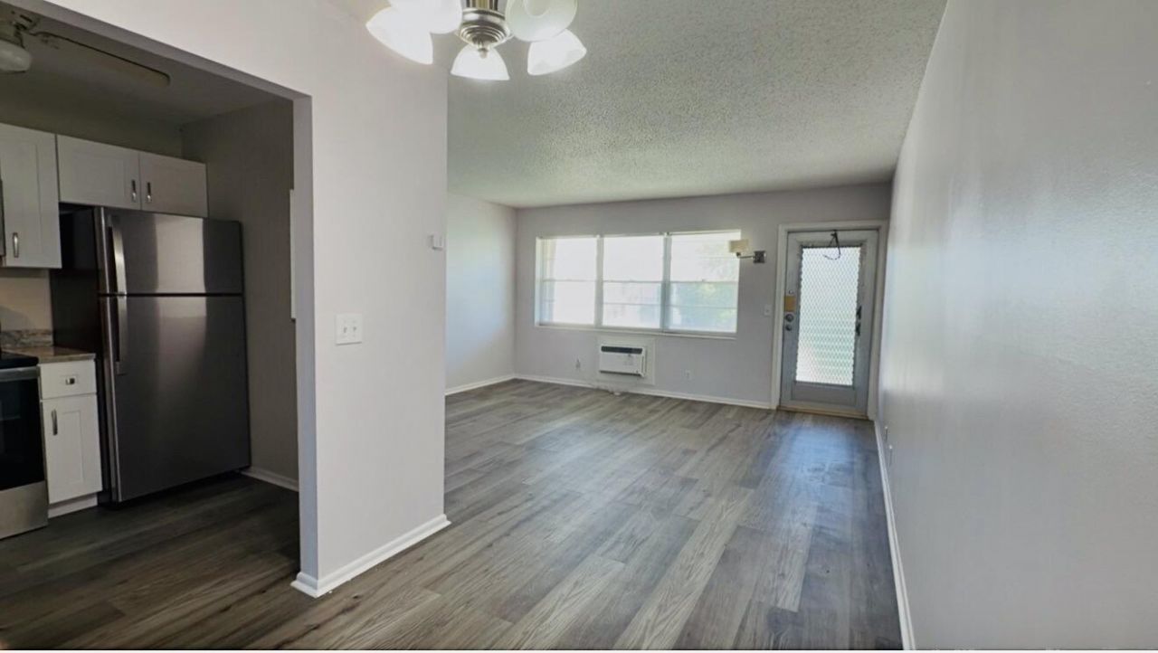 43 Easthampton B, West Palm Beach, FL 33417 Photo