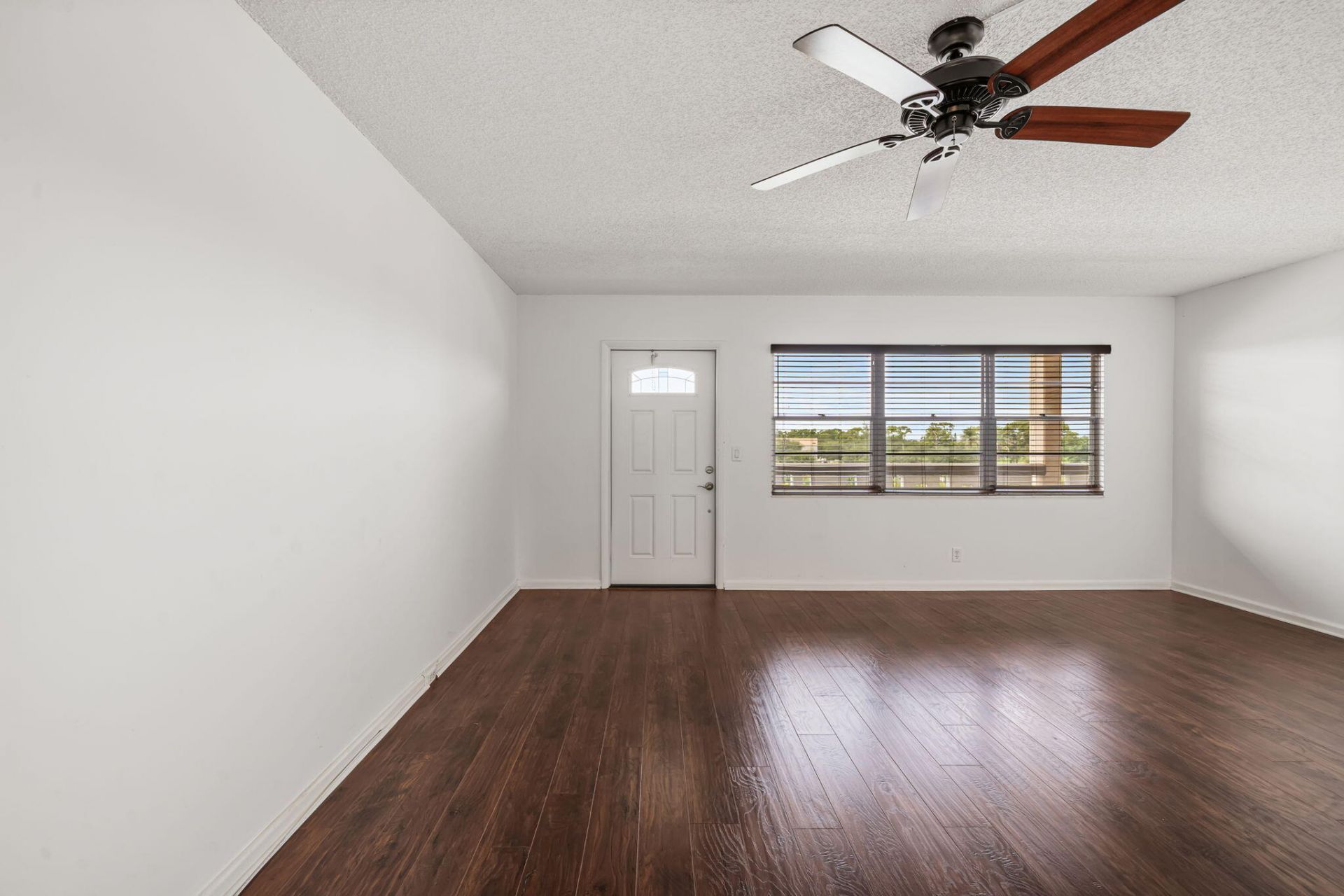 413 Southampton A, West Palm Beach, FL 33417 Photo
