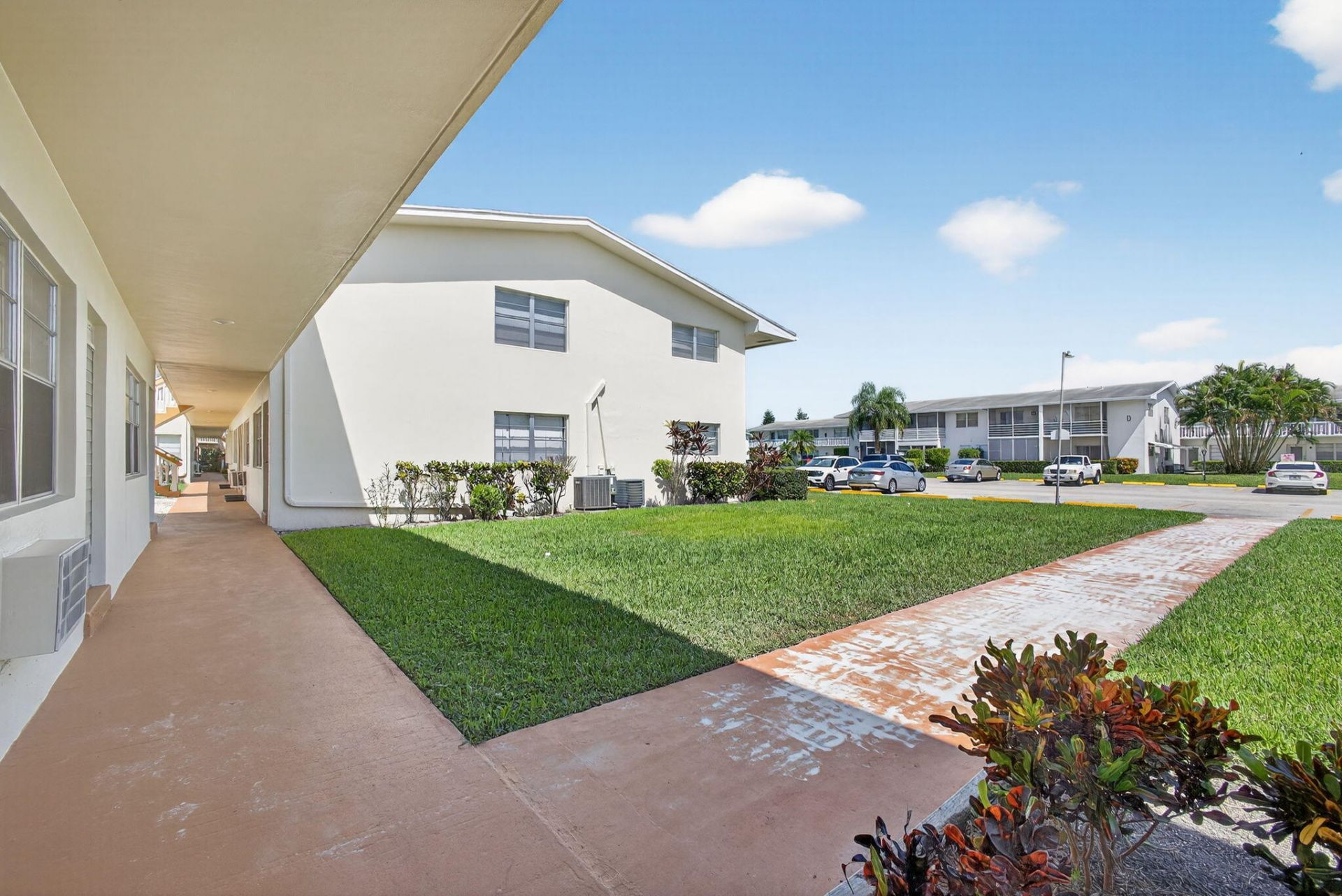 43 Easthampton B, West Palm Beach, FL 33417 Photo