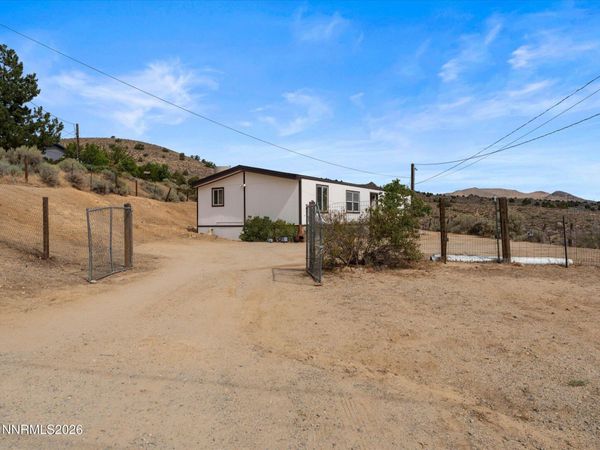 325 Gerdes Avenue, Sun Valley, NV 89433