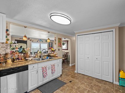 325 Gerdes Avenue, Sun Valley, NV 89433 Photo