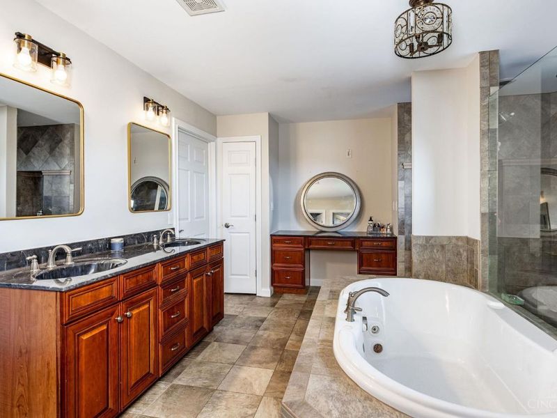 9500 Zoar Road, Hamilton Township, OH 45140 Photo 29