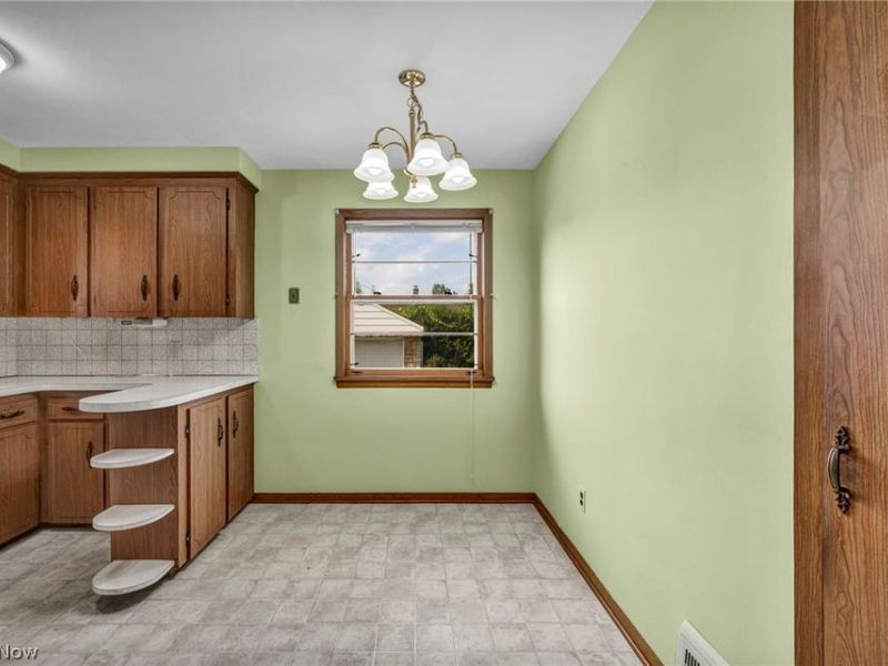 13107 Woodward Boulevard, Garfield Heights, OH 44125 Photo 14