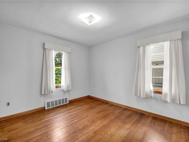 13107 Woodward Boulevard, Garfield Heights, OH 44125 Photo 15