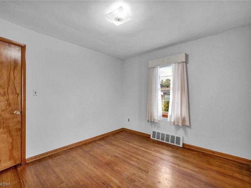13107 Woodward Boulevard, Garfield Heights, OH 44125 Photo 16