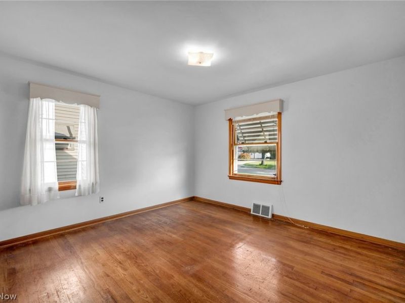 13107 Woodward Boulevard, Garfield Heights, OH 44125 Photo 18