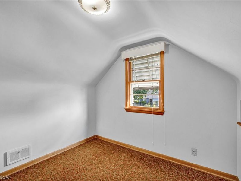 13107 Woodward Boulevard, Garfield Heights, OH 44125 Photo 24