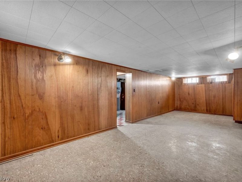 13107 Woodward Boulevard, Garfield Heights, OH 44125 Photo 32
