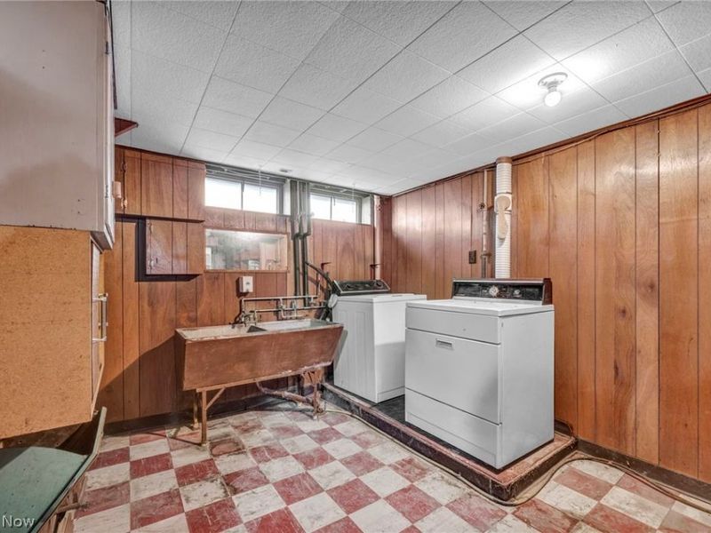 13107 Woodward Boulevard, Garfield Heights, OH 44125 Photo 33