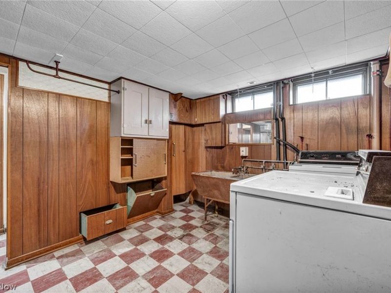 13107 Woodward Boulevard, Garfield Heights, OH 44125 Photo 34