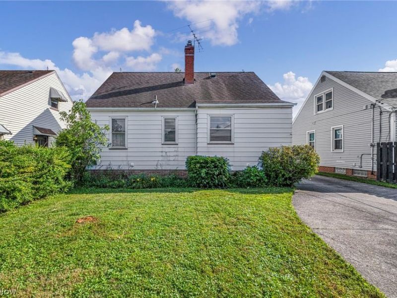 13107 Woodward Boulevard, Garfield Heights, OH 44125 Photo 38