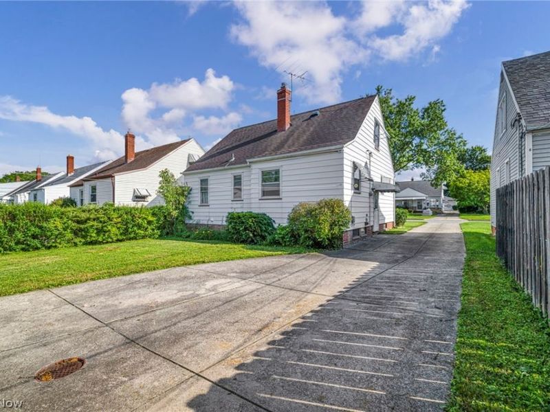 13107 Woodward Boulevard, Garfield Heights, OH 44125 Photo 40