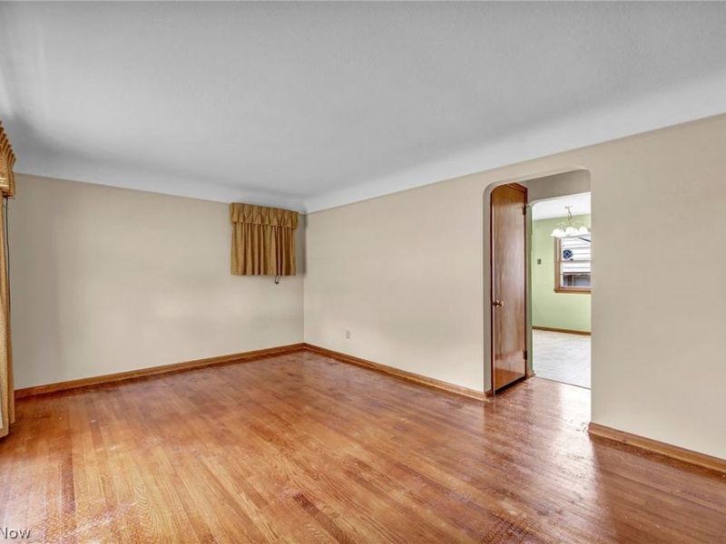 13107 Woodward Boulevard, Garfield Heights, OH 44125 Photo 6