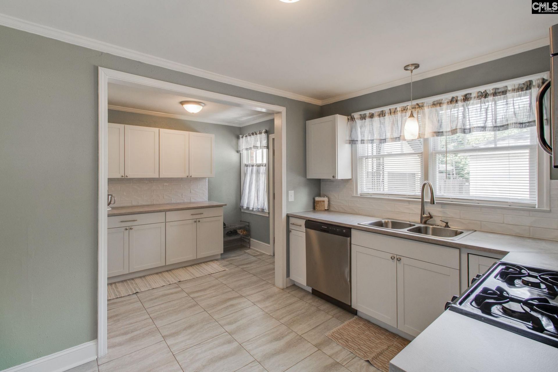 1012 Sherwood Lane  Photo 11