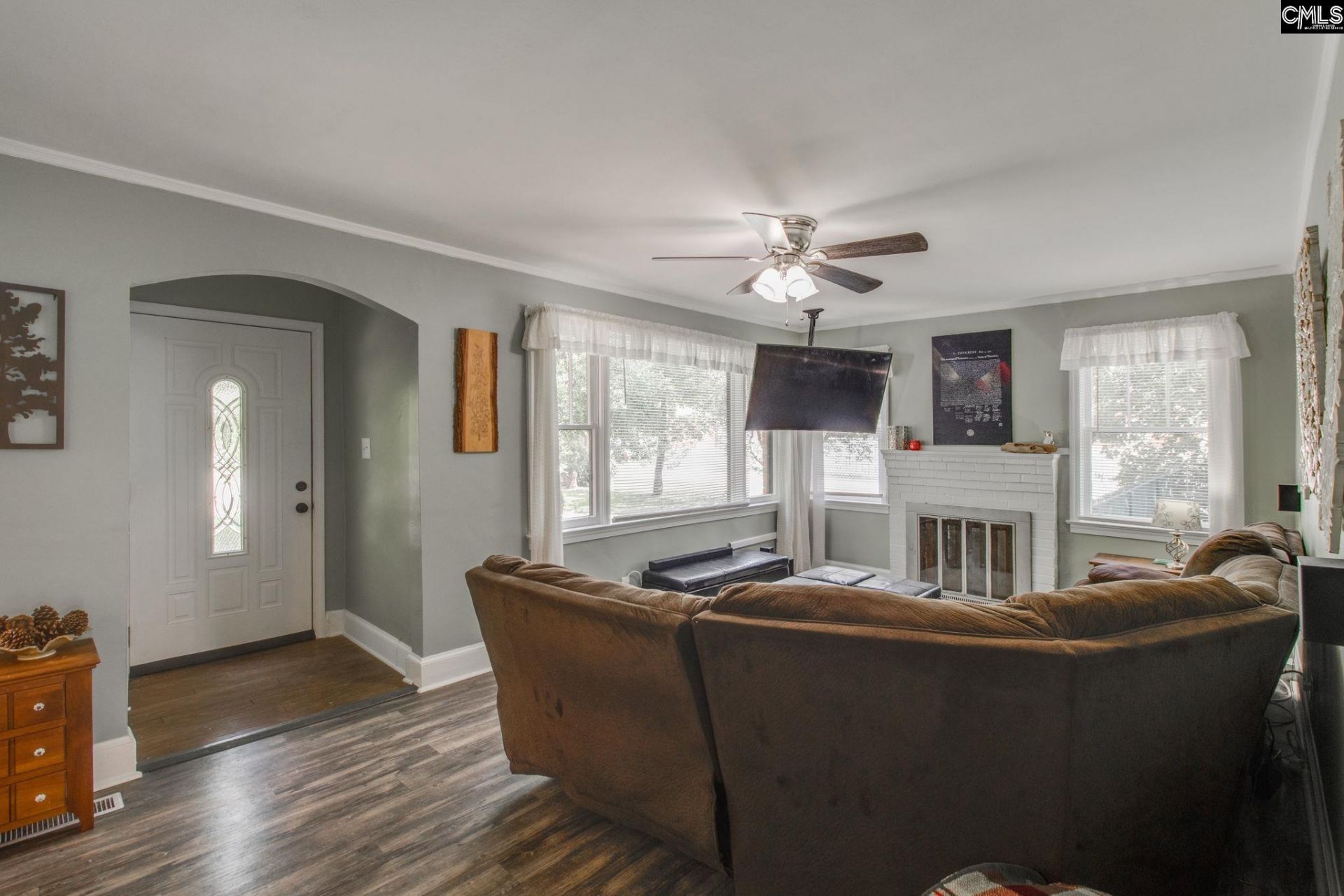 1012 Sherwood Lane  Photo 5