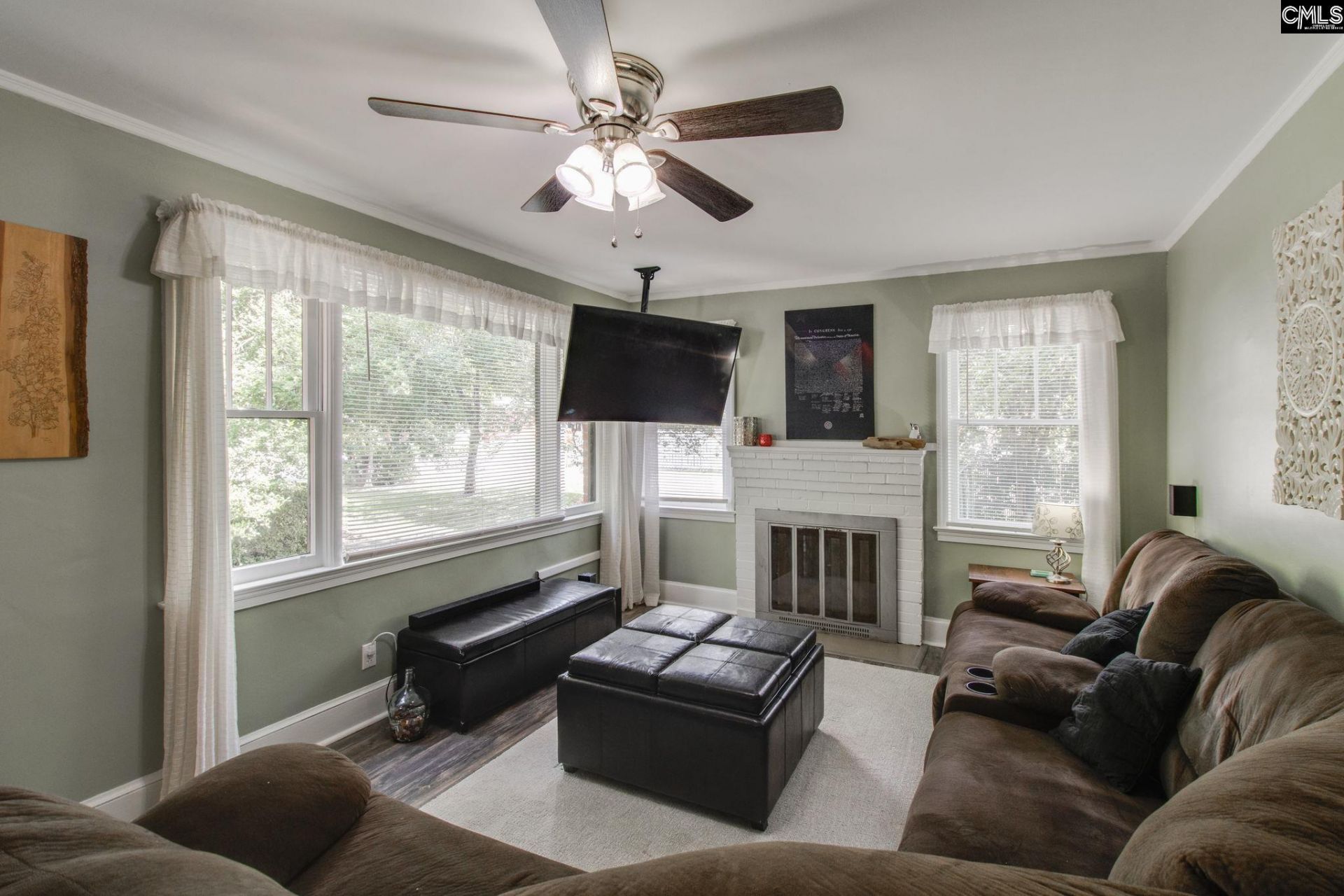 1012 Sherwood Lane  Photo 6