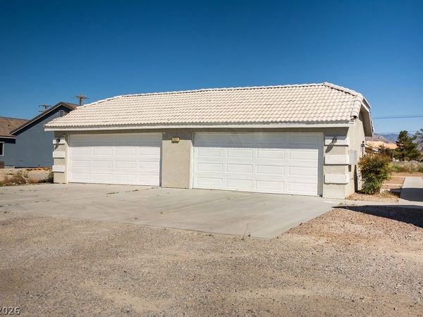 2021 S Dandelion Street , Unit 4, Pahrump, NV 89048