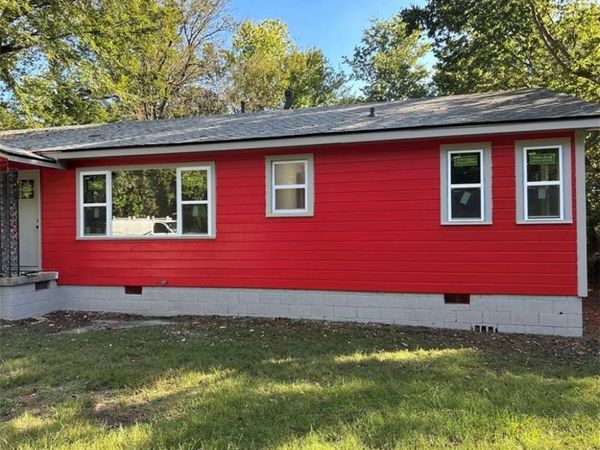 6 W Montgomery Street, Fayetteville, AR 72701
