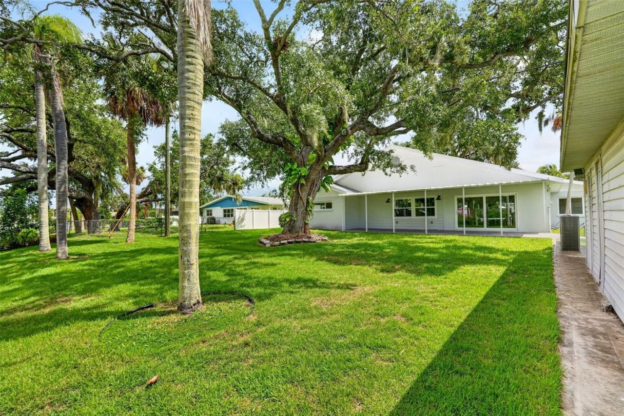 341 Shore Drive, Ellenton, FL 34222 Photo