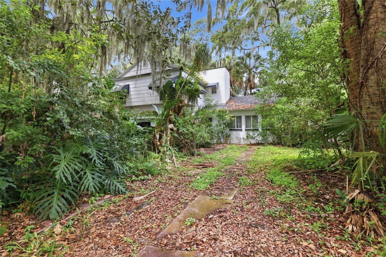 815 S 9th Street, Leesburg, FL 34748 Main Photo