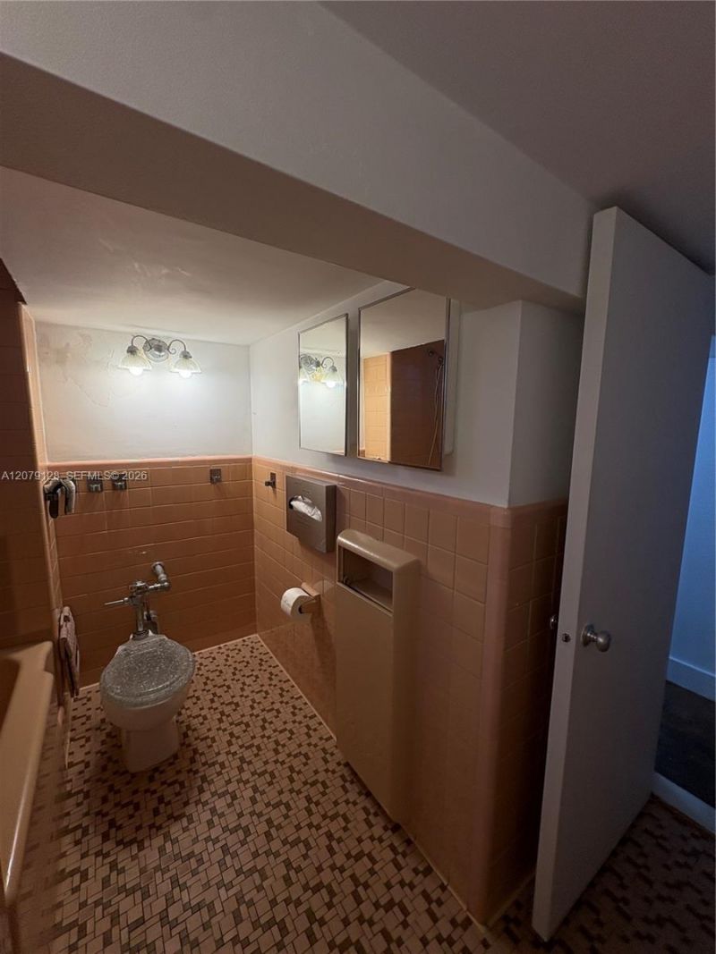 1751 Washington Ave, Unit 1H, Miami Beach, FL 33139 Photo
