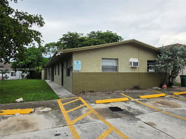 2736 NW 15th Ct, Unit 2, Fort Lauderdale, FL 33311