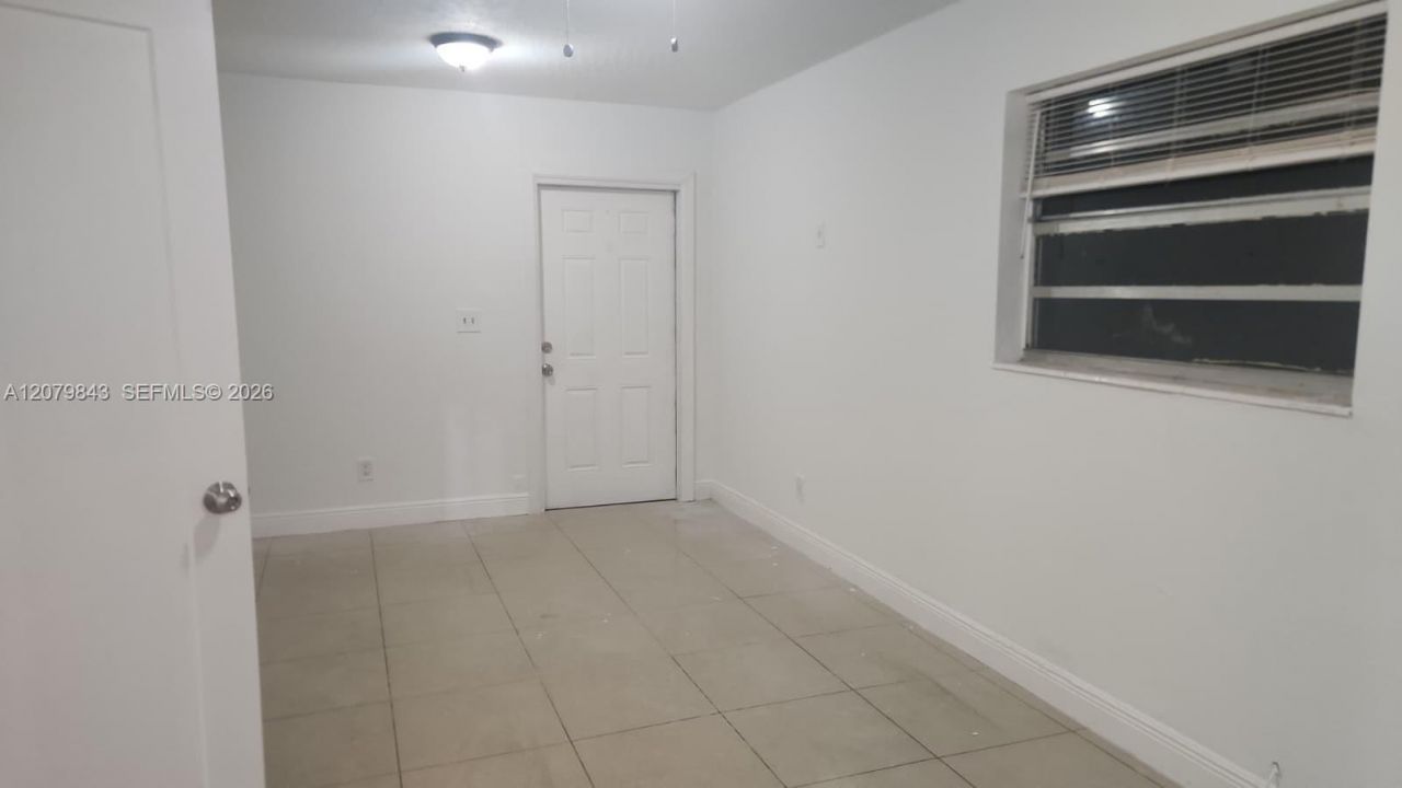 2736 NW 15th Ct, Unit 2, Fort Lauderdale, FL 33311 Photo