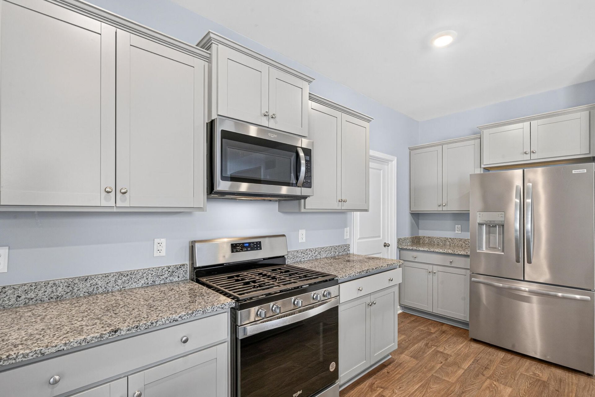706 Ladywood Photo 15