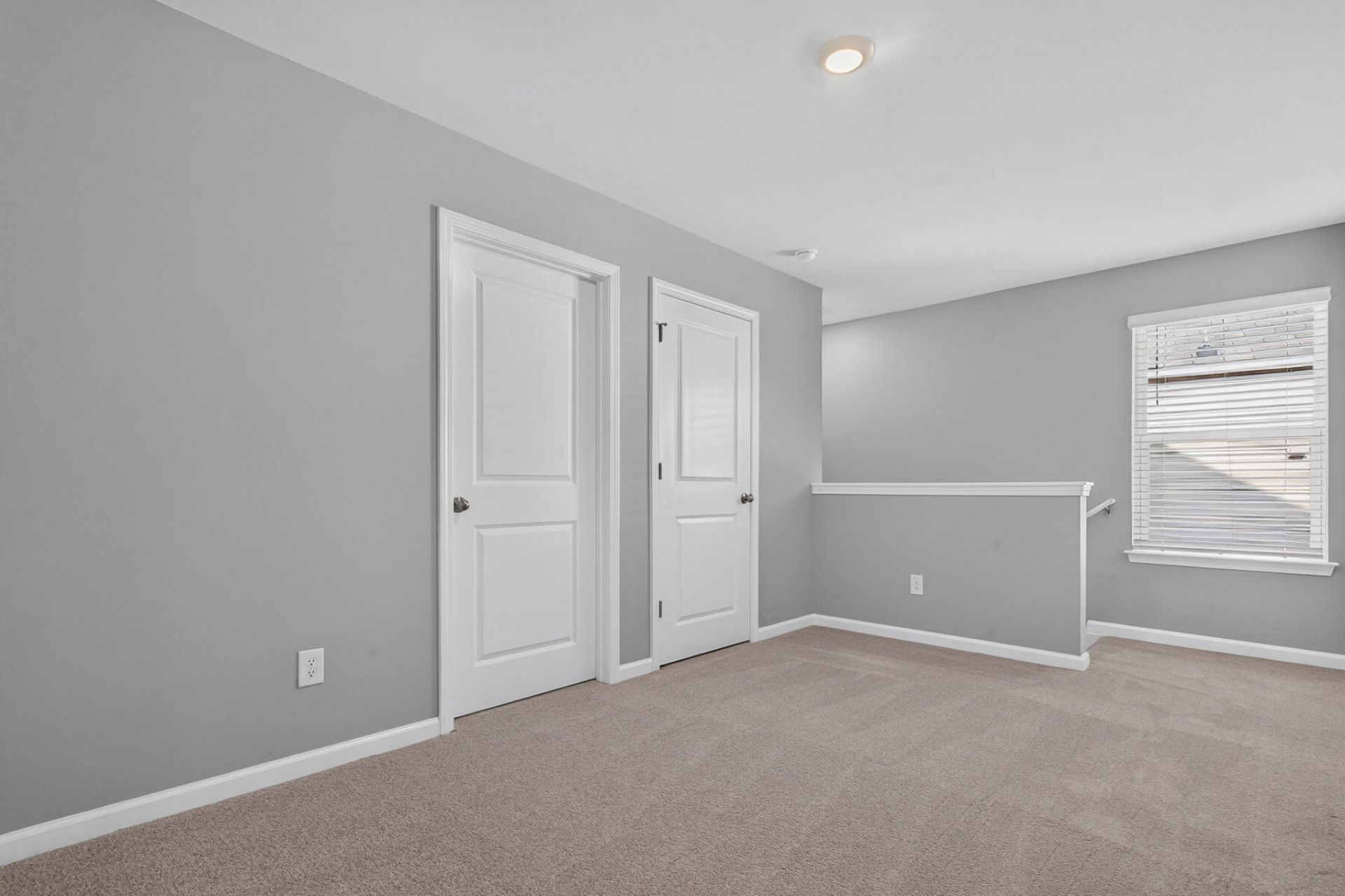 706 Ladywood Photo 30